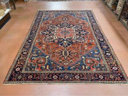 Antique Heriz Rug Lovely Rug Rare size 7x10.3 Carpet