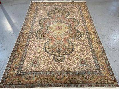 Beautiful Kurdish Rug 6.4x9.7 Soft colors. Truly makes you feel at peace - Image 9