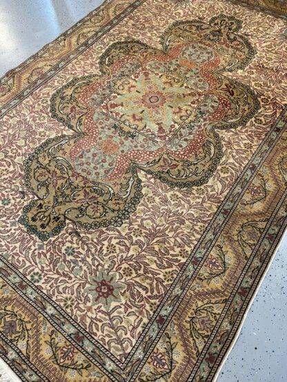 Beautiful Kurdish Rug 6.4x9.7 Soft colors. Truly makes you feel at peace