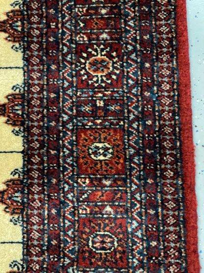 Modern Oriental Rug | Karastan rug lovely carpet gently used Heriz pattern: Ivory Bokhara #724  4.3x6 - Image 8