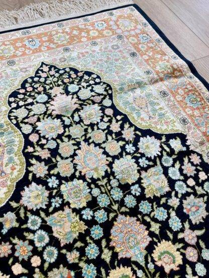 Turkish Rug | Silk Hereke Rug 2.7x3.5 Floral Motifs - Image 3